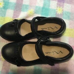 Nina Kids Black Dress Shoes with Bow